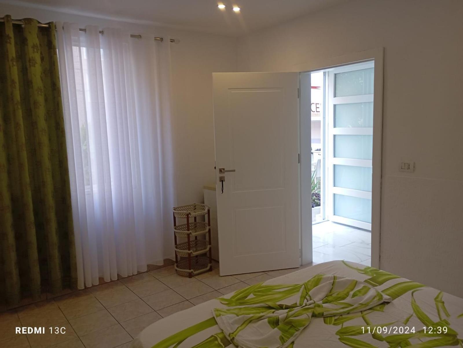 Durres Beach Rooms Eksteriør bilde